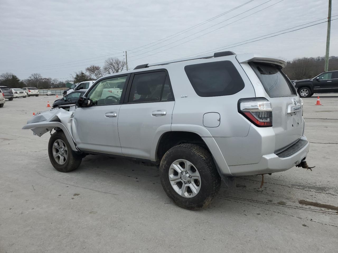 2020 TOYOTA 4RUNNER SR - Фото 2