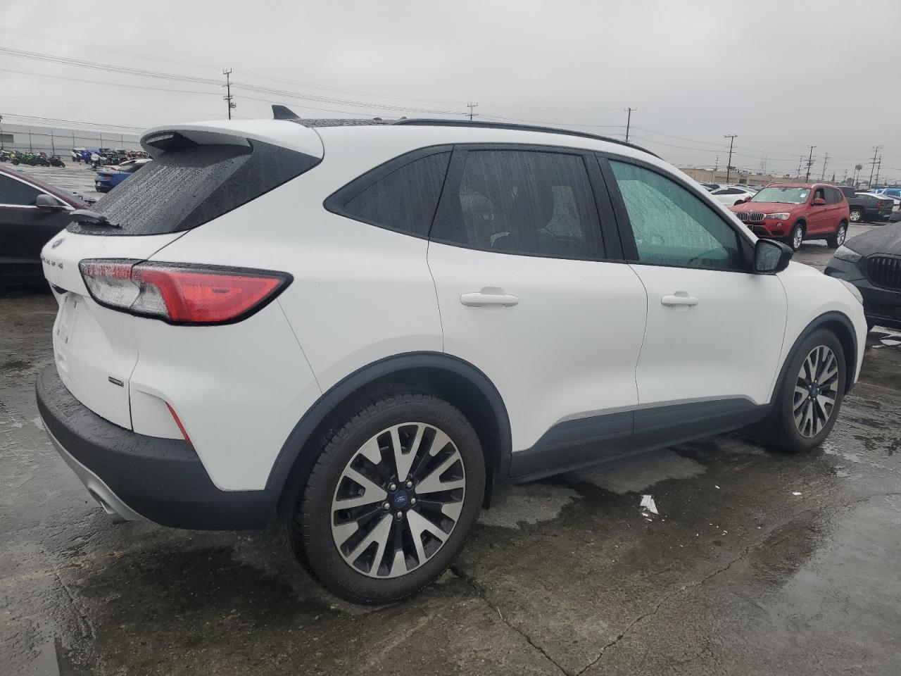 2020 FORD ESCAPE SE - Image 3