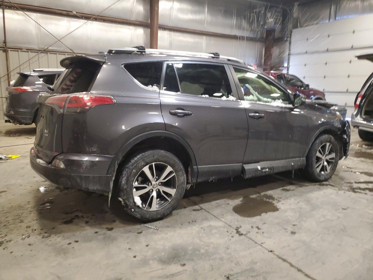 2017 TOYOTA RAV4 XLE - Image 3