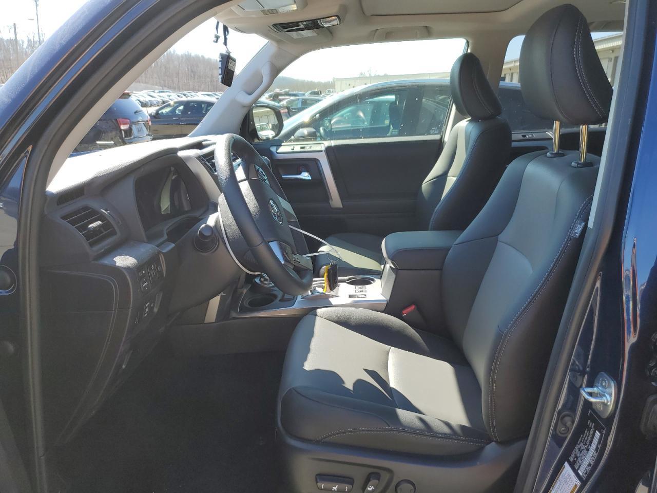 2024 TOYOTA 4RUNNER SR - Image 7