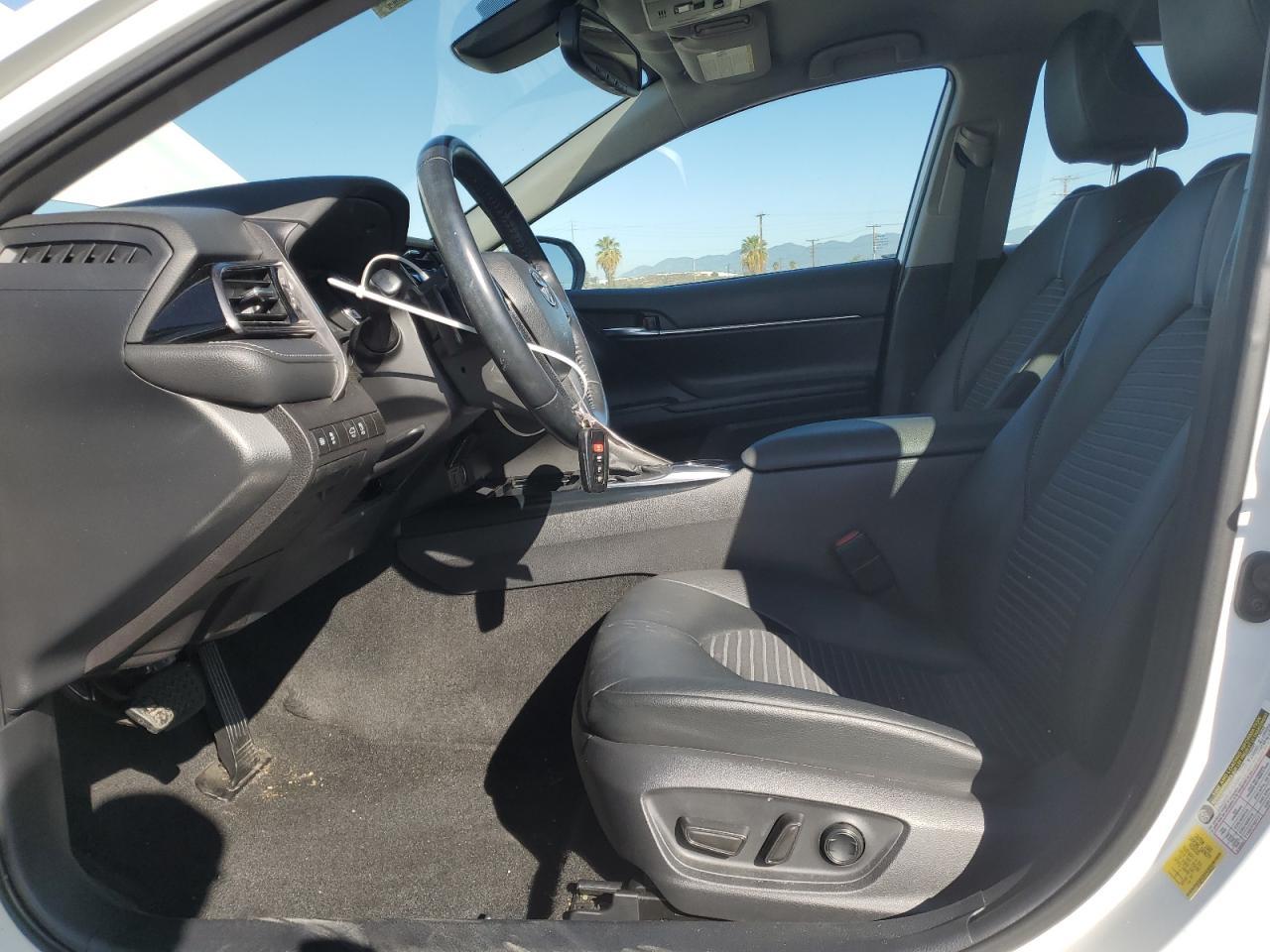2020 TOYOTA CAMRY SE - Image 7