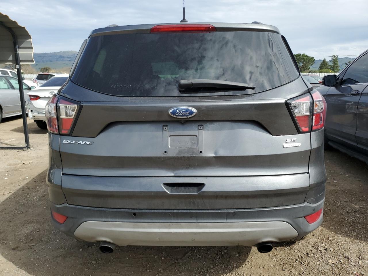 2017 FORD ESCAPE SE - Image 6