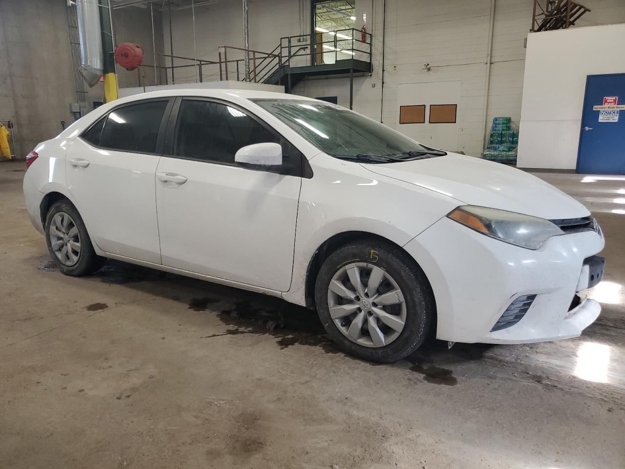 2015 TOYOTA COROLLA L - Фото 4