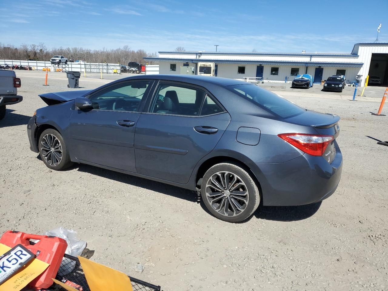 2015 TOYOTA COROLLA L - Image 2