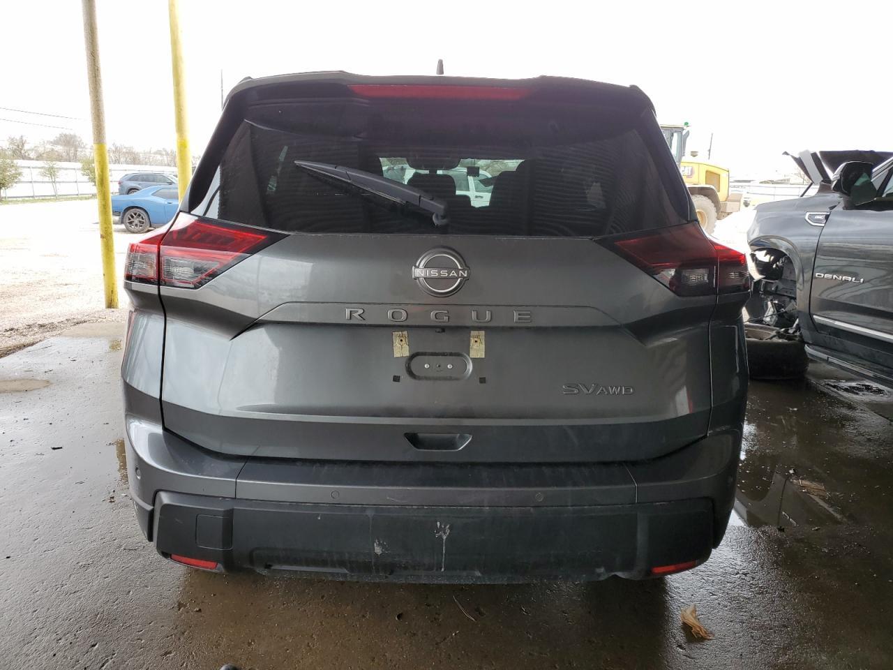 2024 NISSAN ROGUE SV - Image 6