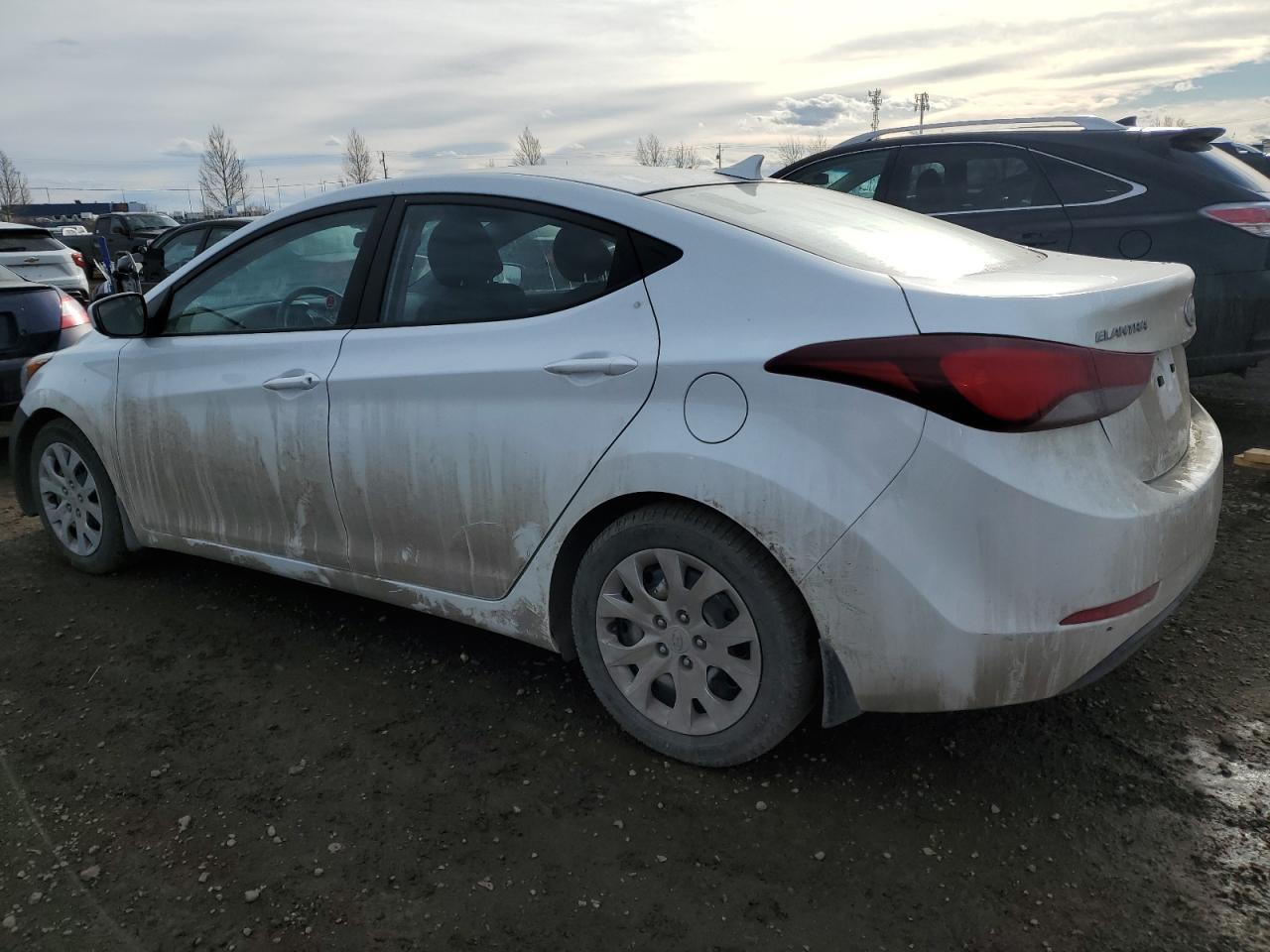 2015 HYUNDAI ELANTRA SE - Image 2
