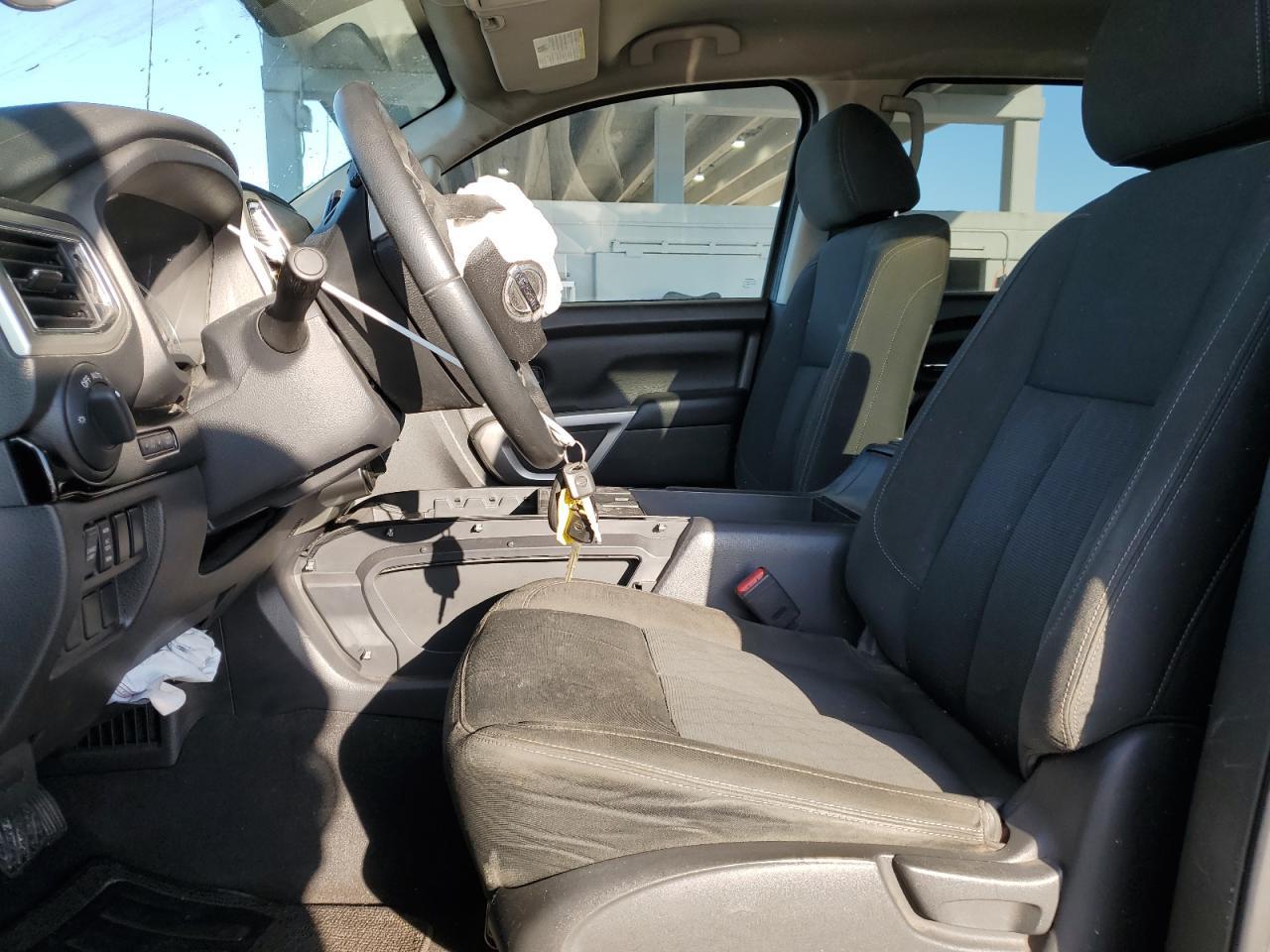 2021 NISSAN TITAN SV - Фото 7
