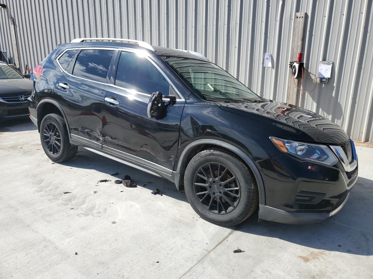 2017 NISSAN ROGUE S - Image 4