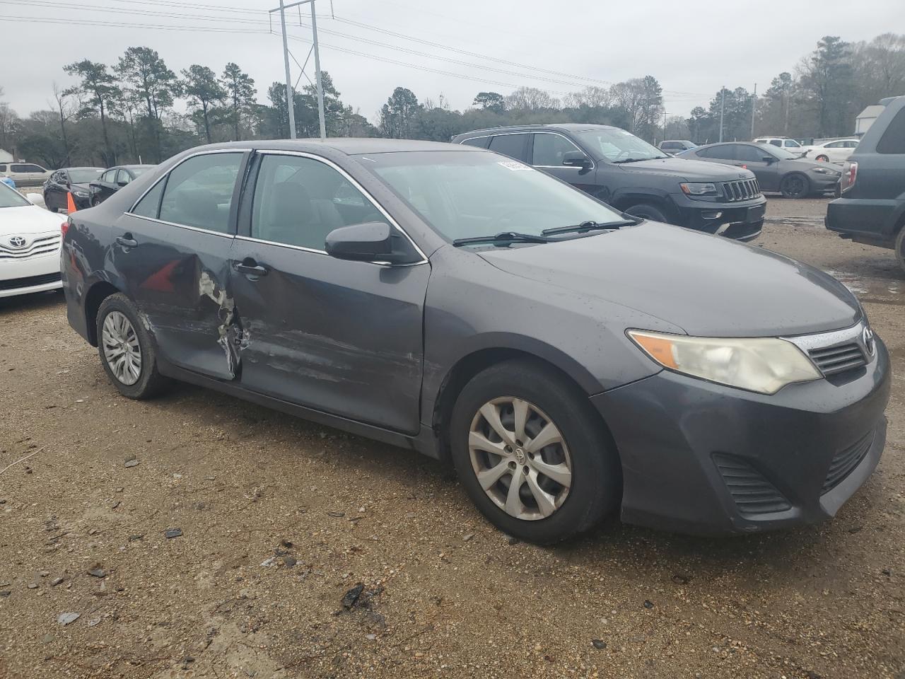 2013 TOYOTA CAMRY L - Фото 4