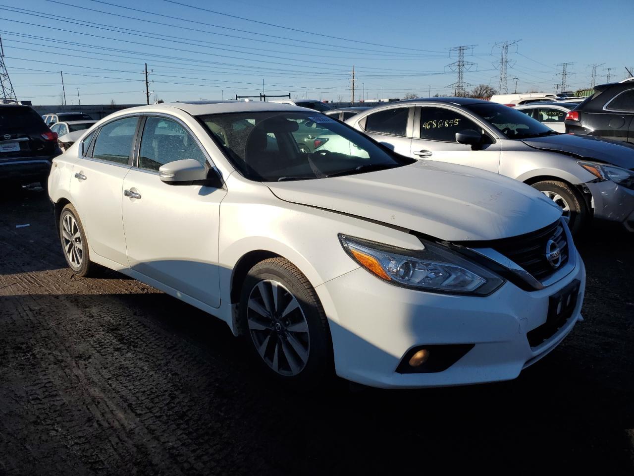 2017 NISSAN ALTIMA 2.5 - Фото 4