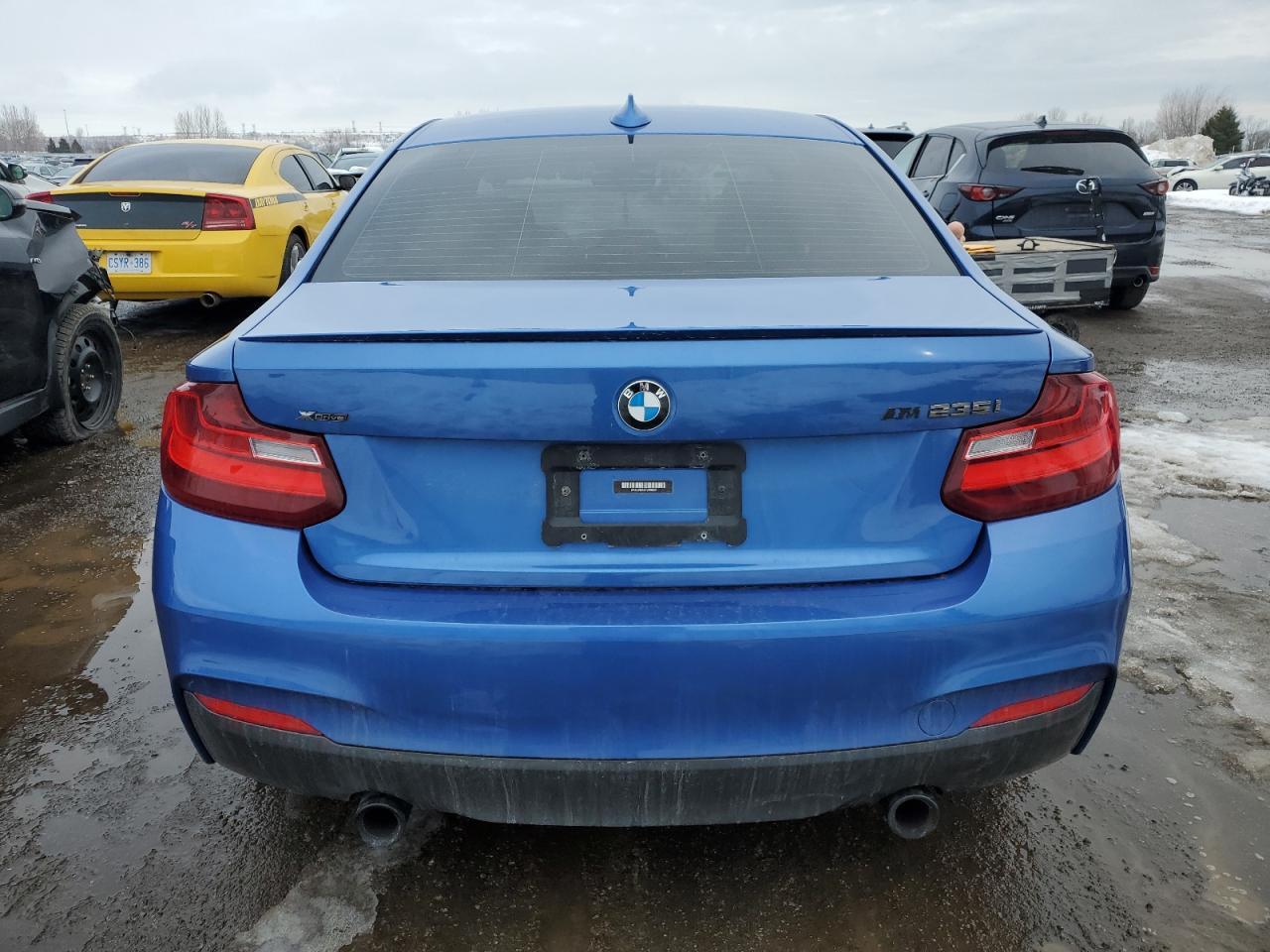 2016 BMW M235XI - Фото 6