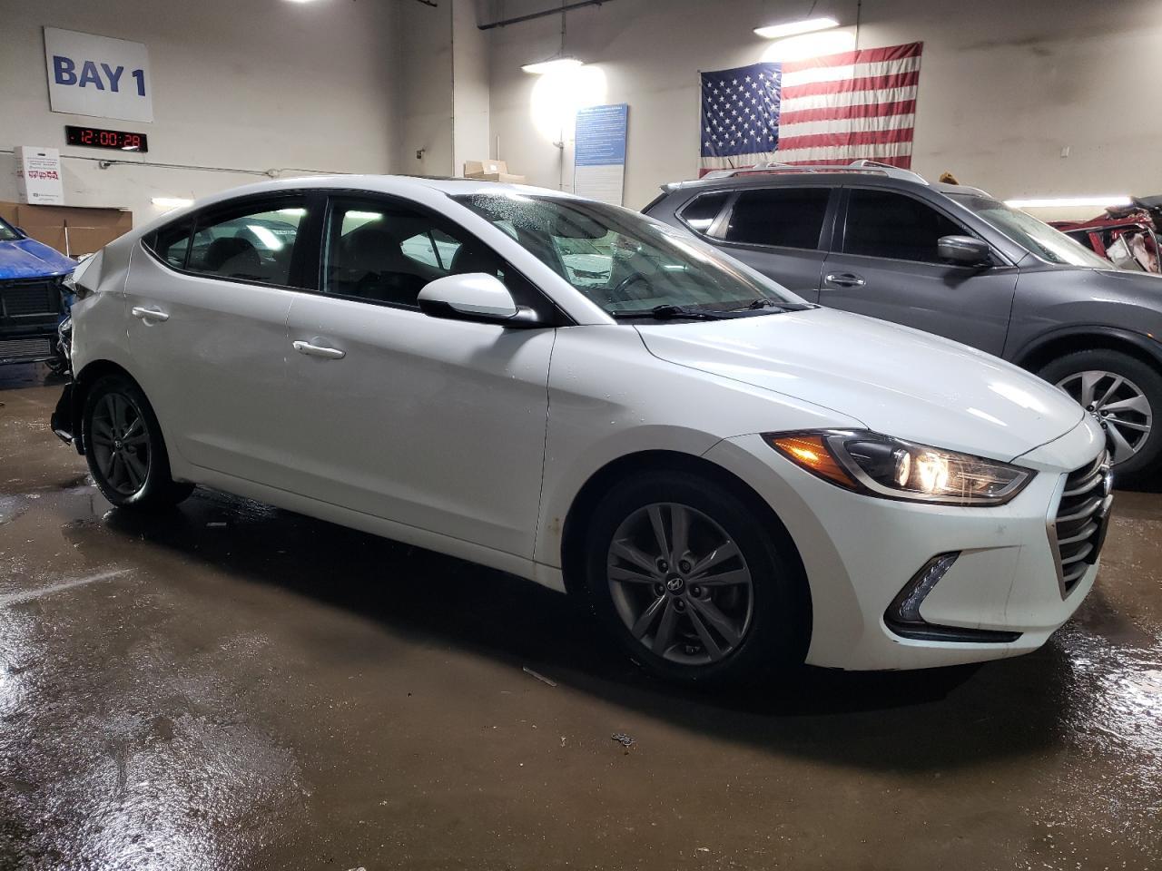 2018 HYUNDAI ELANTRA SE - Image 4