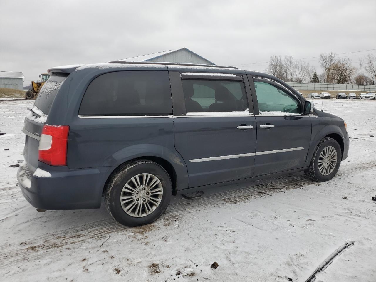 2014 CHRYSLER TOWN & COU - Фото 3