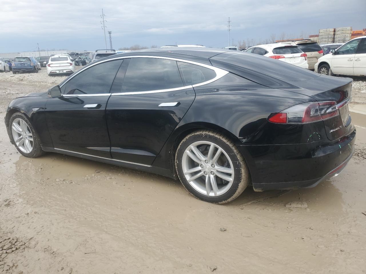 2015 TESLA MODEL S 85 - Image 2