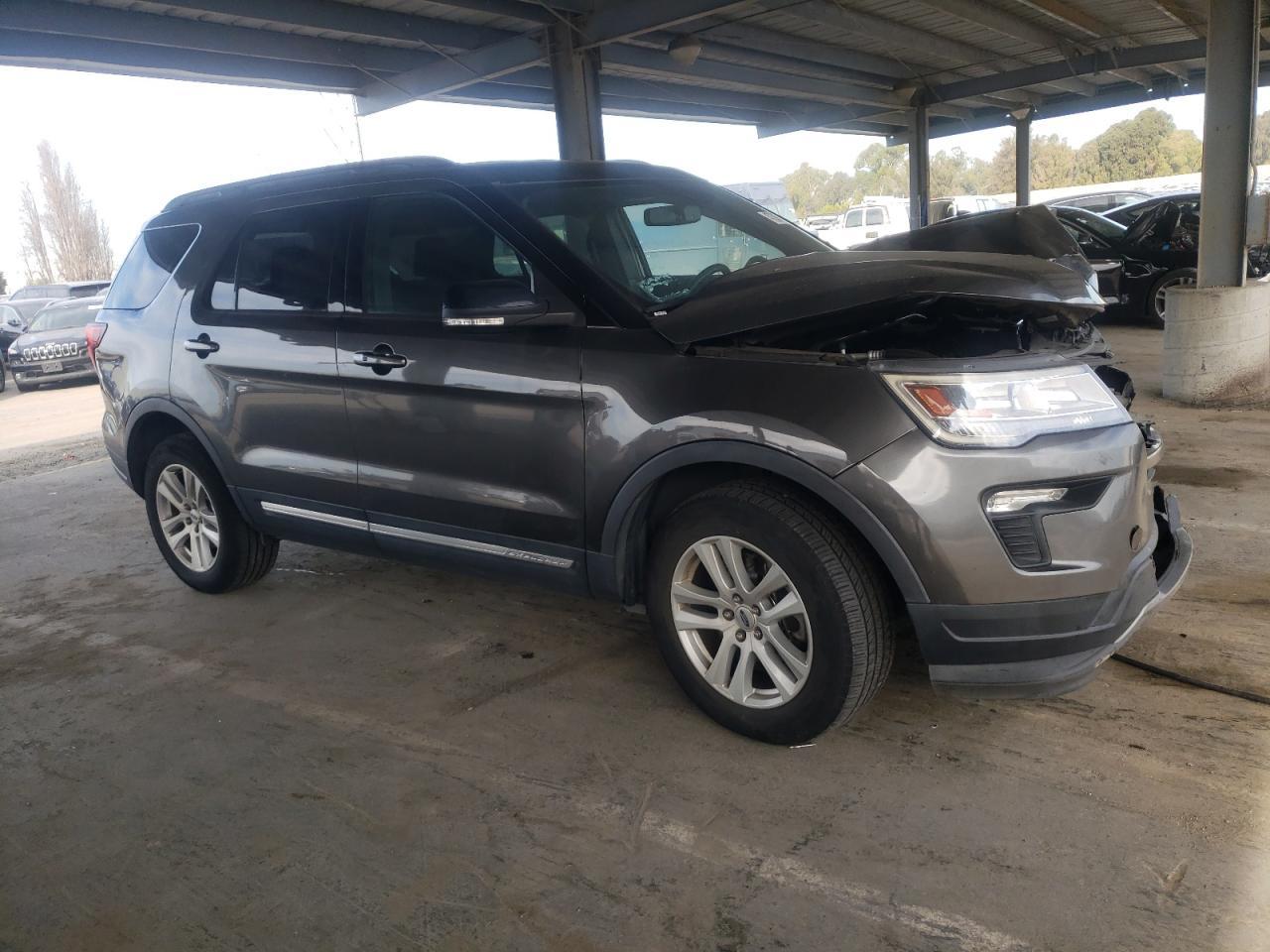 2018 FORD EXPLORER X - Фото 4