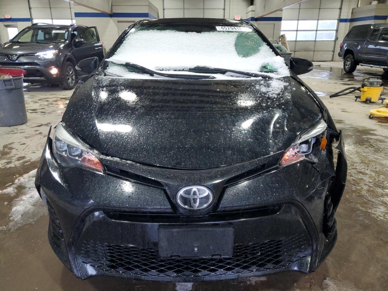 2019 TOYOTA COROLLA L - Фото 5