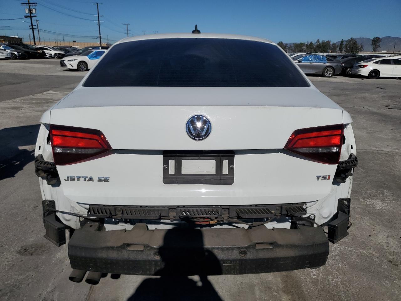 2017 VOLKSWAGEN JETTA SE - Фото 6