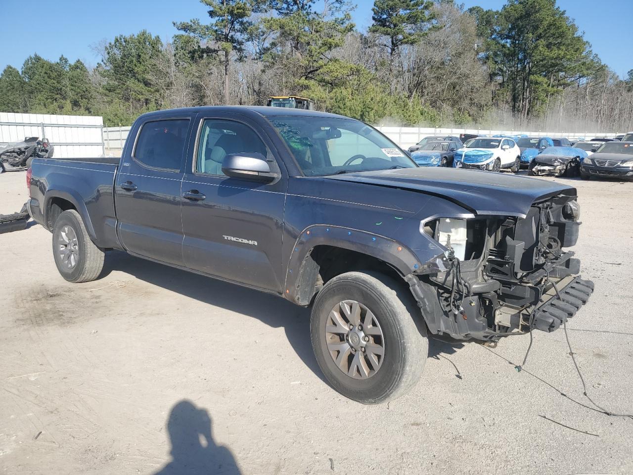 2017 TOYOTA TACOMA DOU - Фото 4