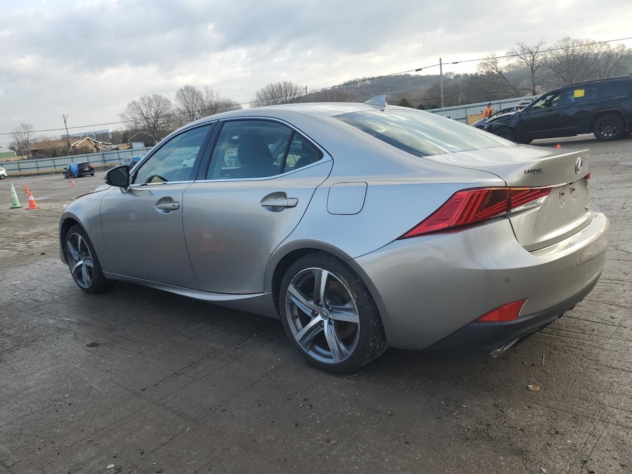 2017 LEXUS IS 200T - Image 2