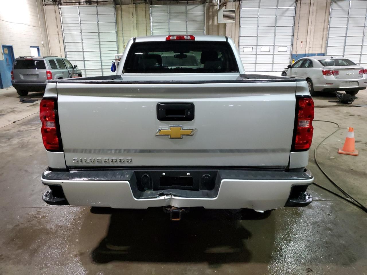 2018 CHEVROLET SILVERADO - Фото 6