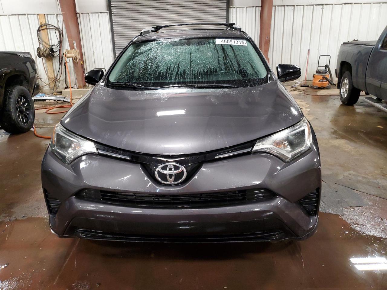 2016 TOYOTA RAV4 LE - Фото 5