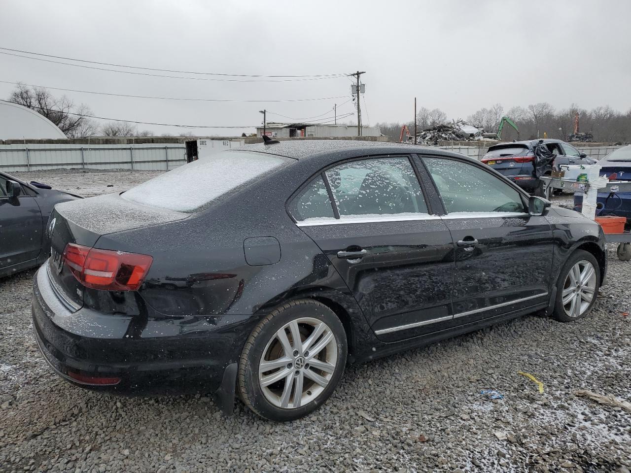 2017 VOLKSWAGEN JETTA SEL - Фото 3