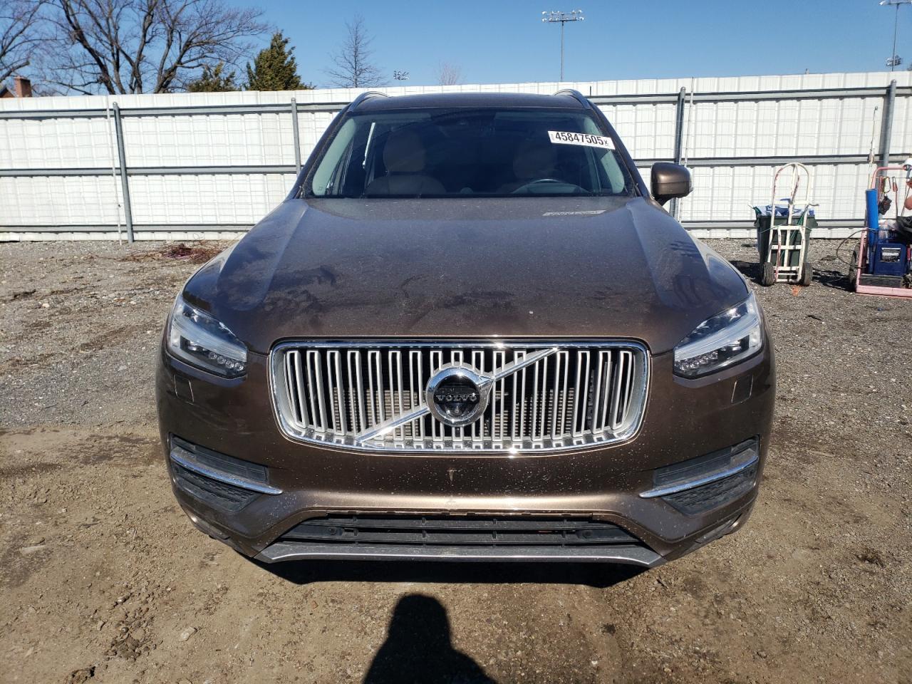 2016 VOLVO XC90 T6 - Image 5