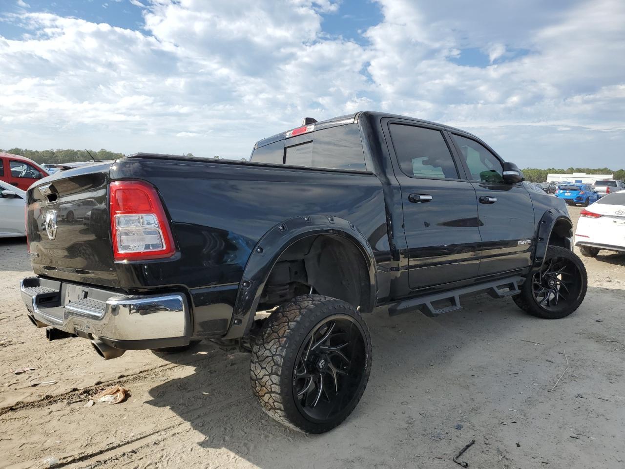 2019 RAM 1500 BIG H - Image 3