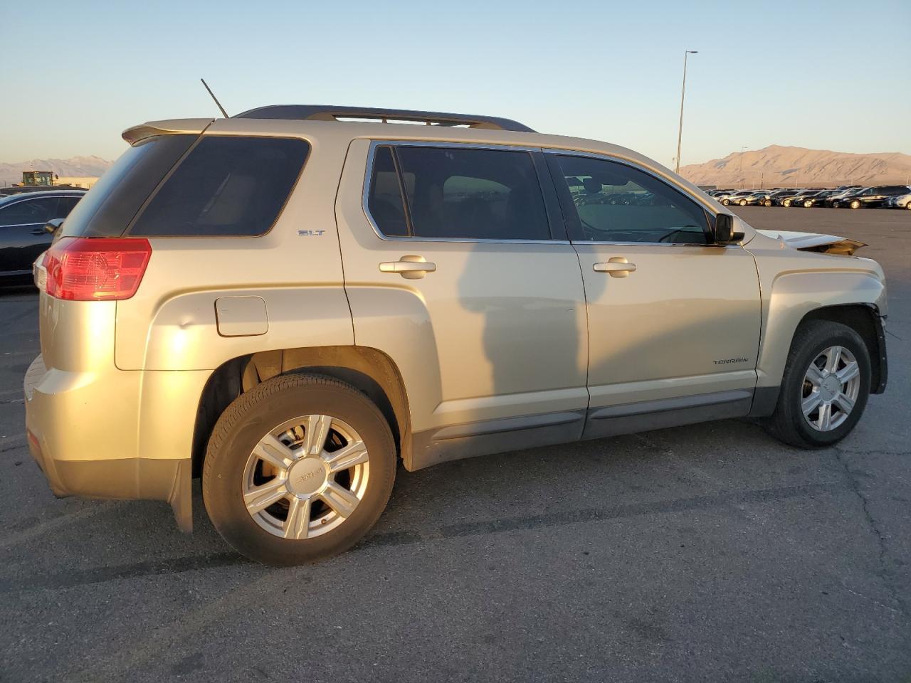 2014 GMC TERRAIN SL - Image 3
