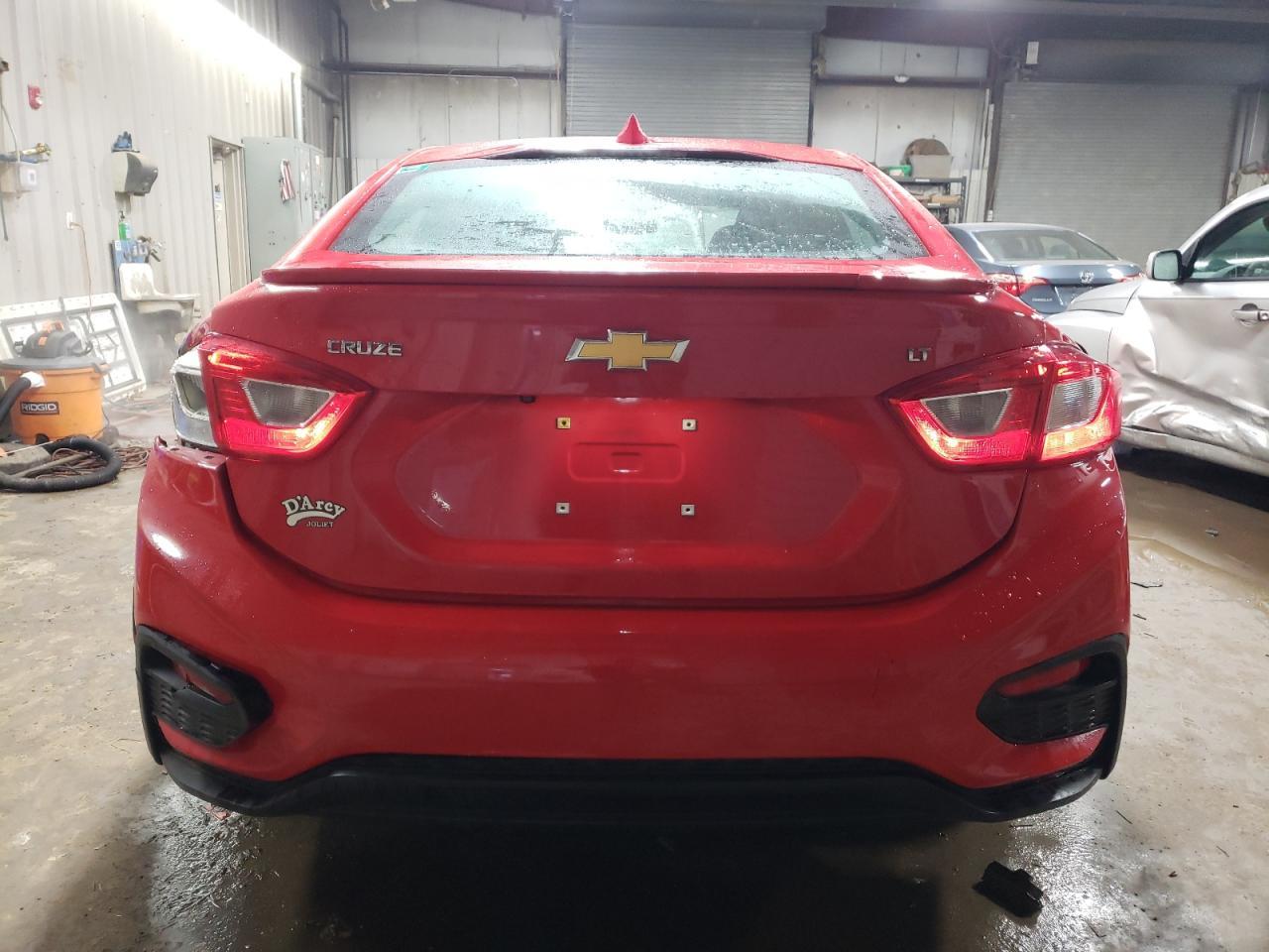 2017 CHEVROLET CRUZE LT - Image 6