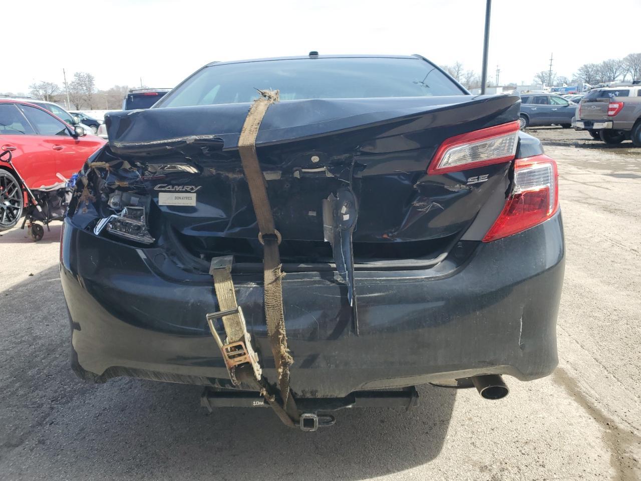 2014 TOYOTA CAMRY L - Фото 6