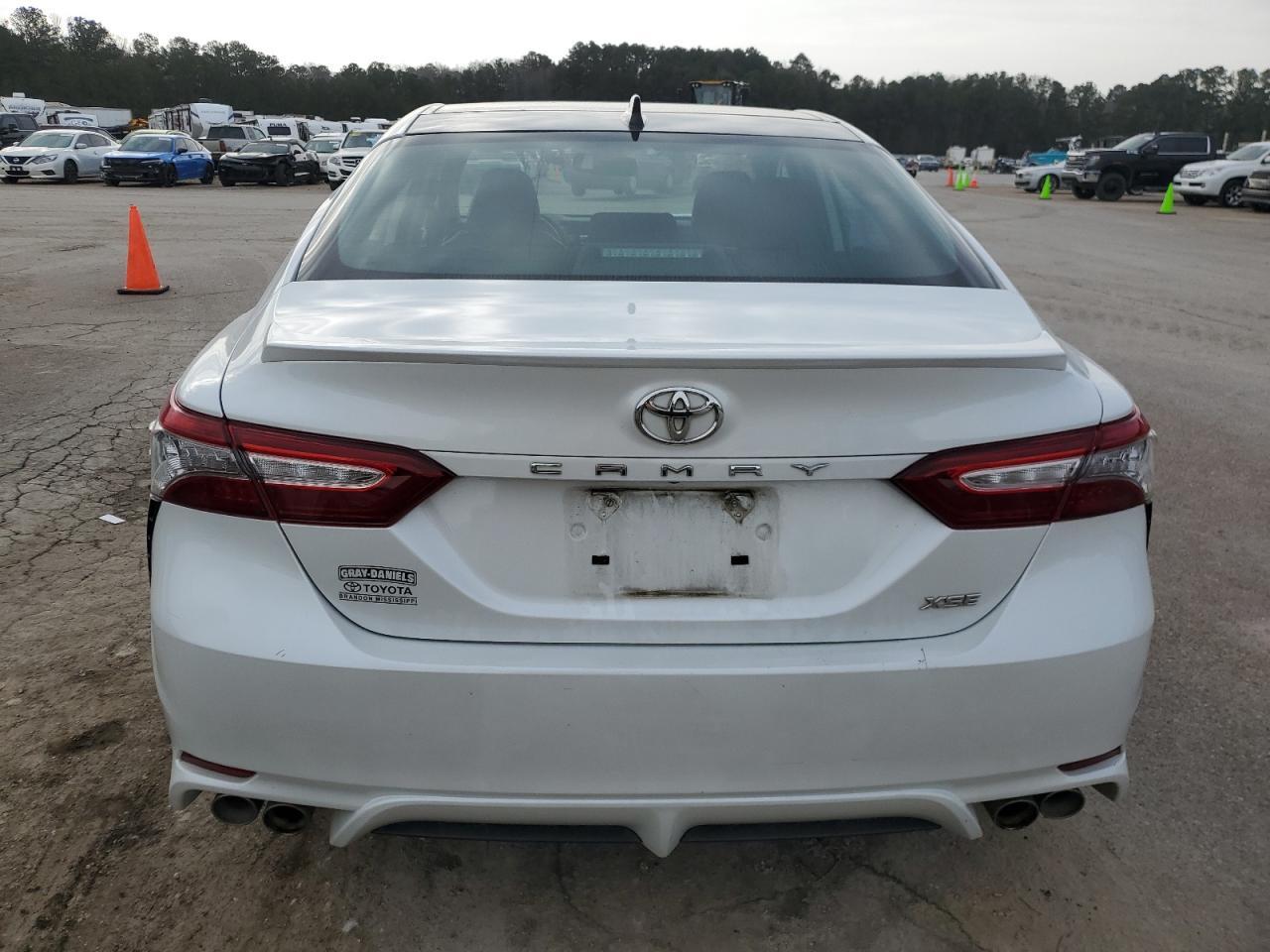 2019 TOYOTA CAMRY XSE - Image 6