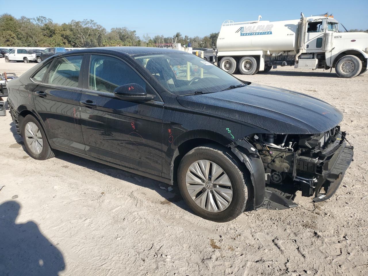 2019 VOLKSWAGEN JETTA S - Фото 4