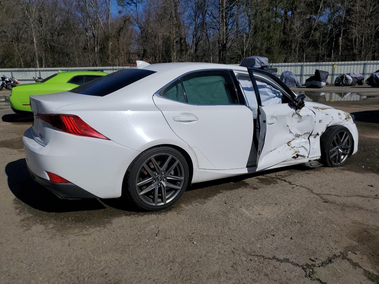 2017 LEXUS IS 200T - Image 3