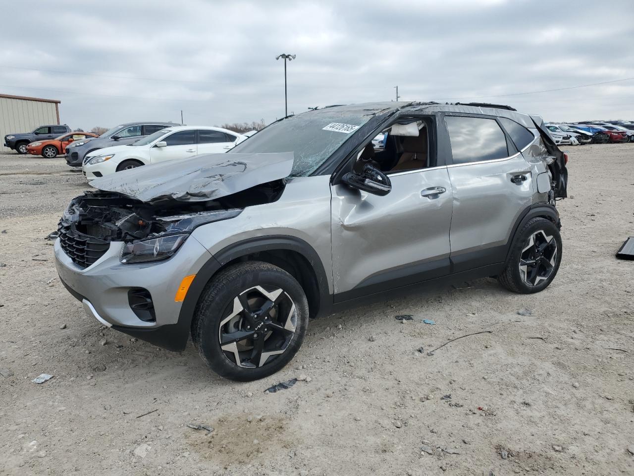 2024 KIA SELTOS EX