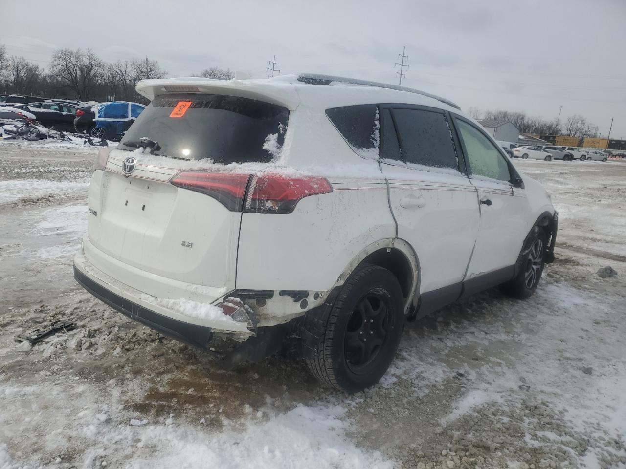 2017 TOYOTA RAV4 LE - Image 3