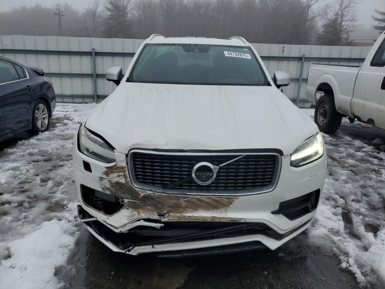 2016 VOLVO XC90 T6 - Фото 5