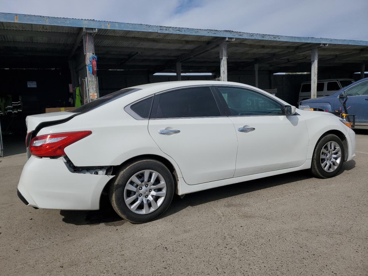 2017 NISSAN ALTIMA 2.5 - Фото 3