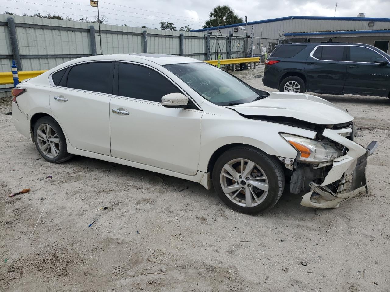 2015 NISSAN ALTIMA 2.5 - Фото 4