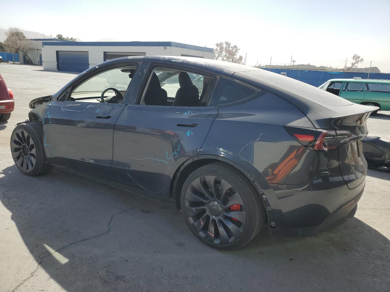 2024 TESLA MODEL Y - Image 2