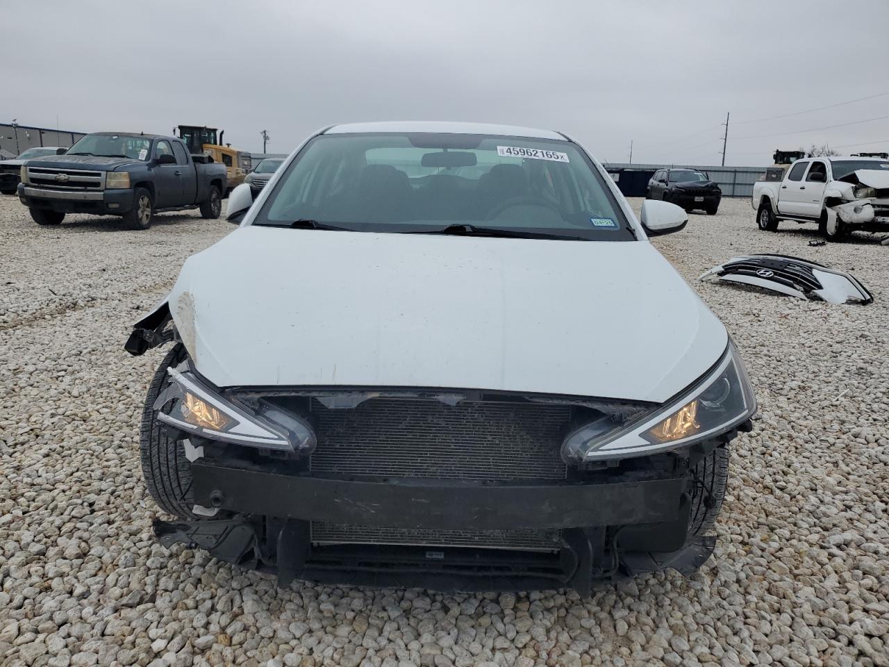 2019 HYUNDAI ELANTRA SE - Фото 5