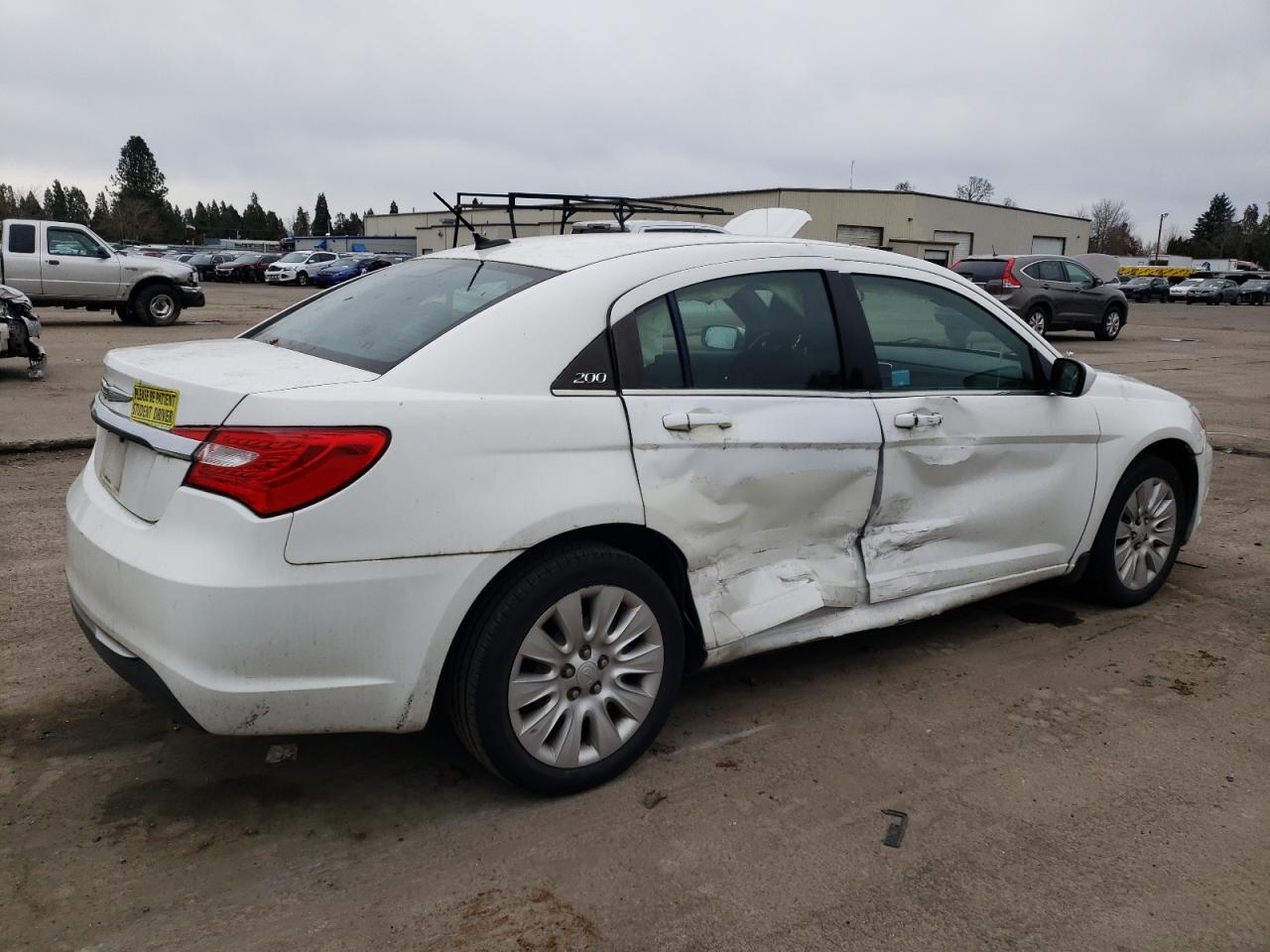 2013 CHRYSLER 200 LX - Image 3