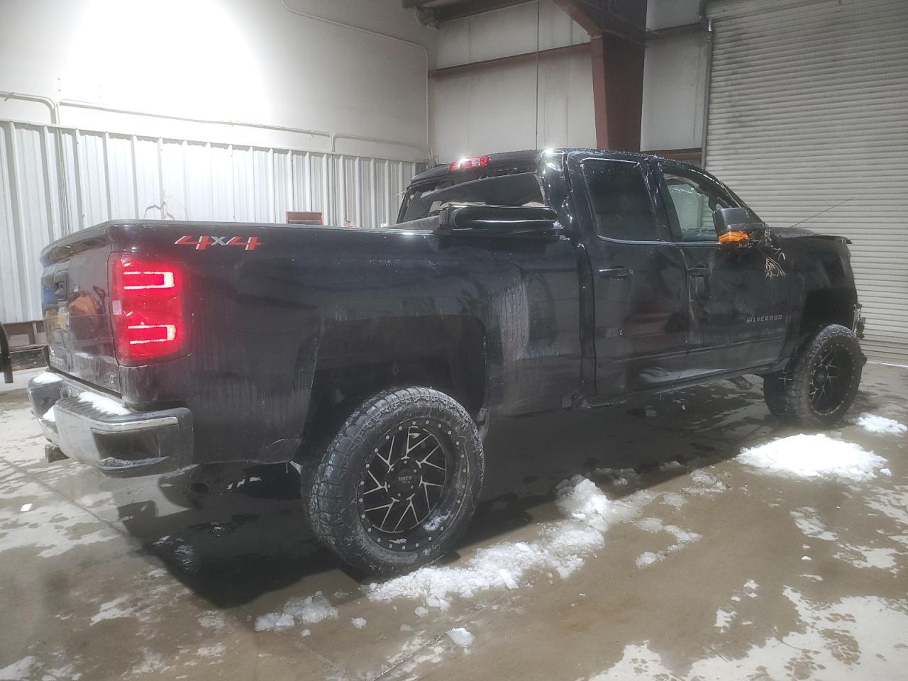2018 CHEVROLET SILVERADO - Image 3