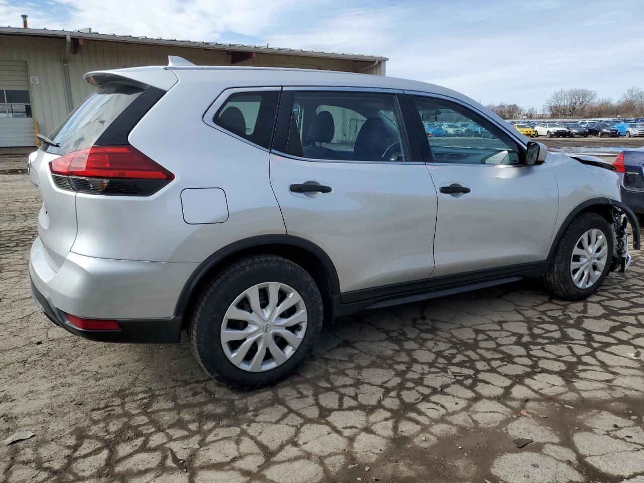 2017 NISSAN ROGUE S - Image 3
