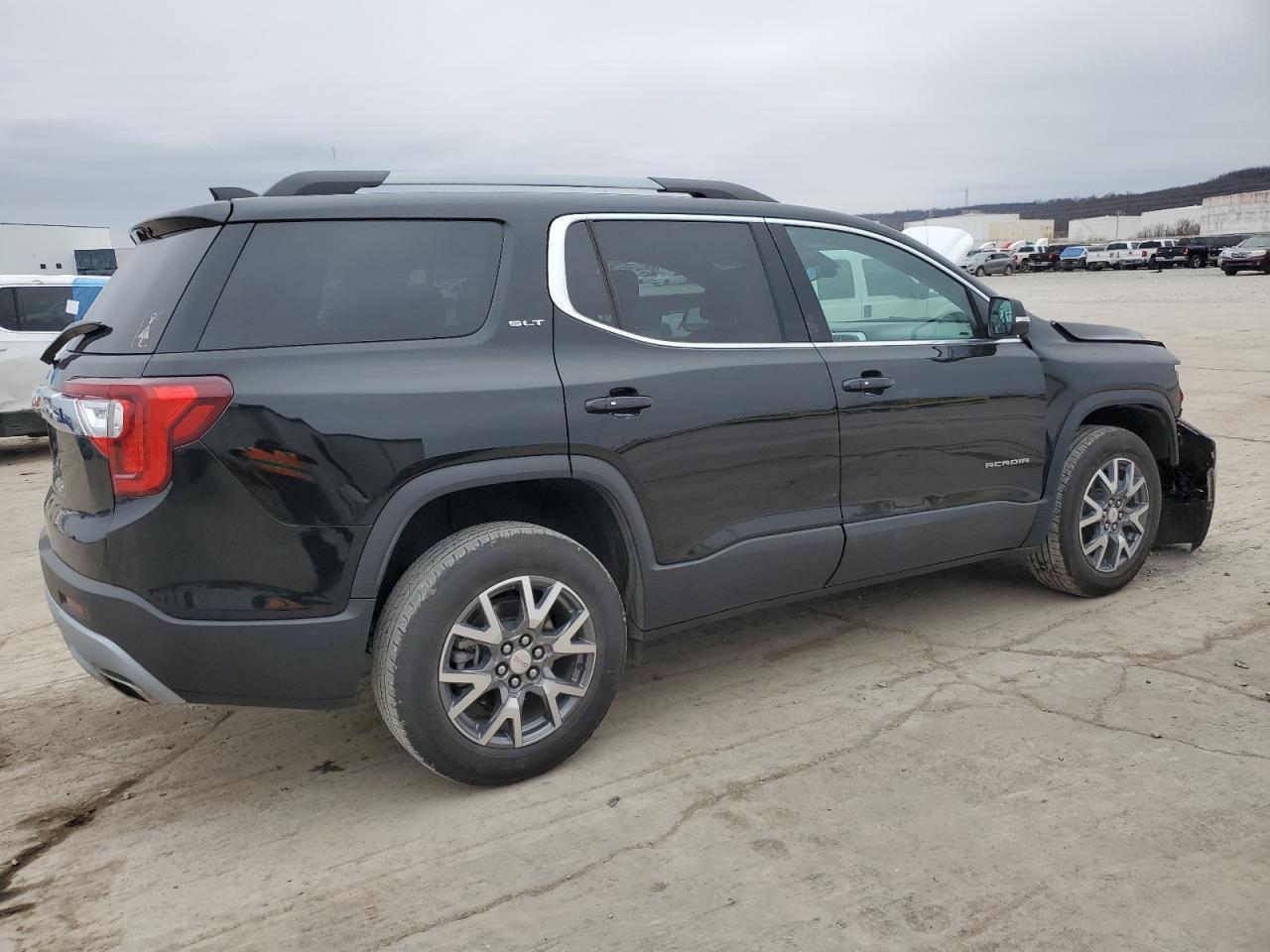 2023 GMC ACADIA SLT - Фото 3