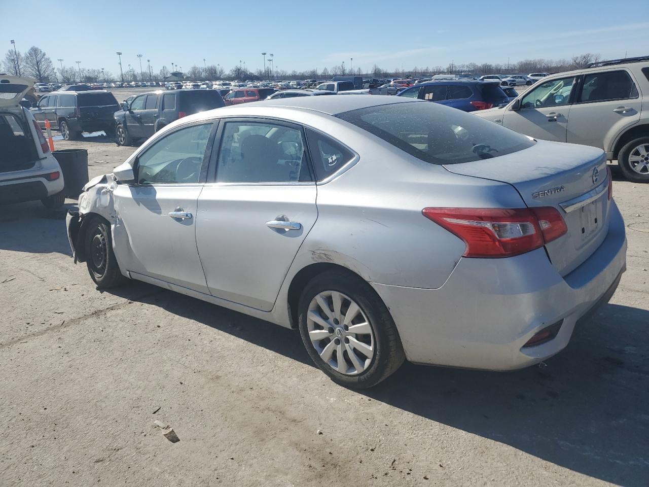 2018 NISSAN SENTRA S - Фото 2