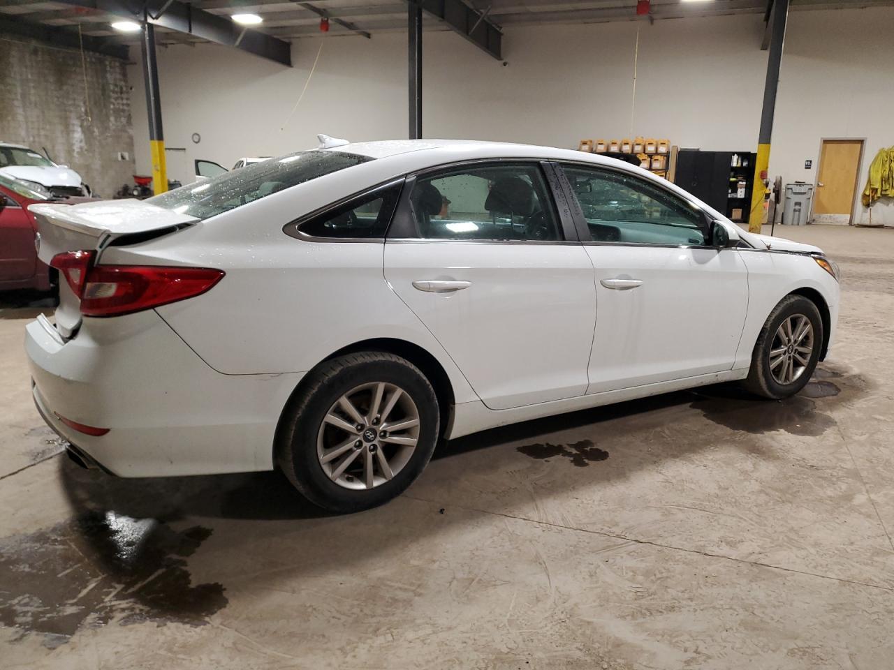 2017 HYUNDAI SONATA SE - Фото 3