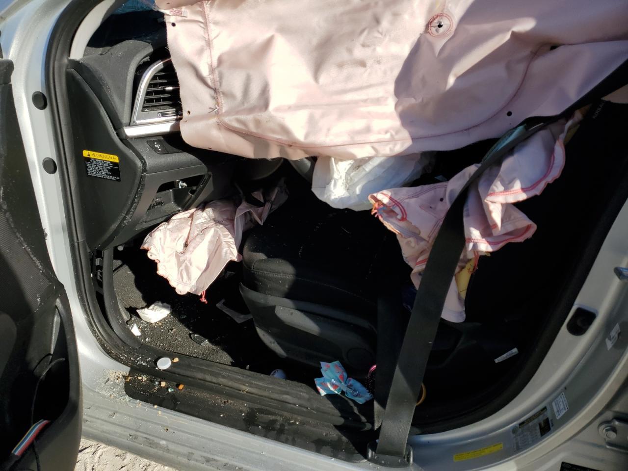 2018 HYUNDAI ELANTRA SE - Фото 7