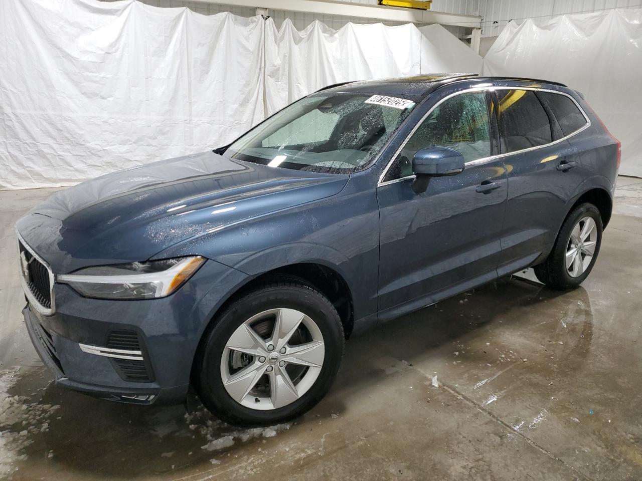 2022 VOLVO XC60 B5 MO
