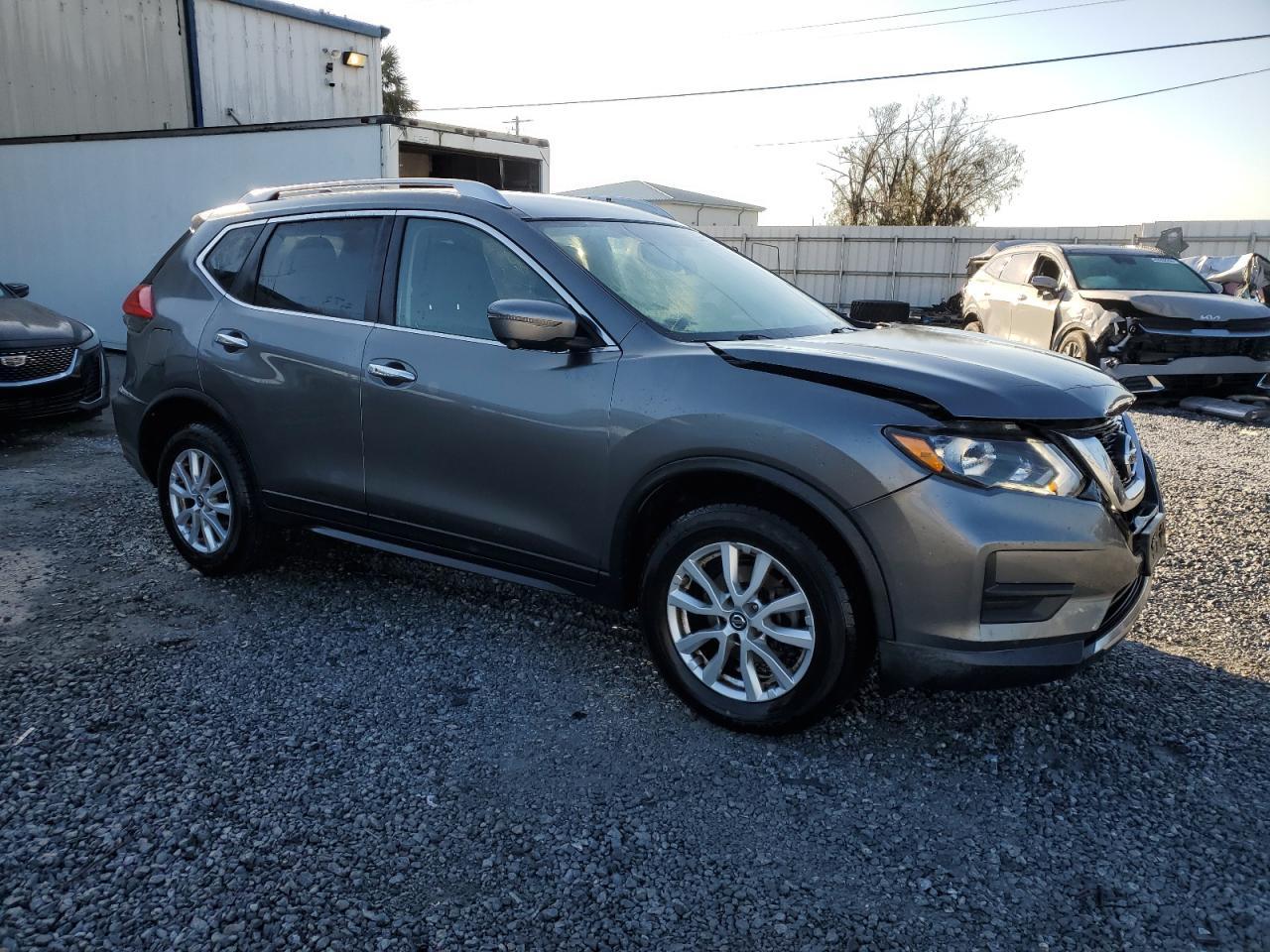2017 NISSAN ROGUE S - Image 4
